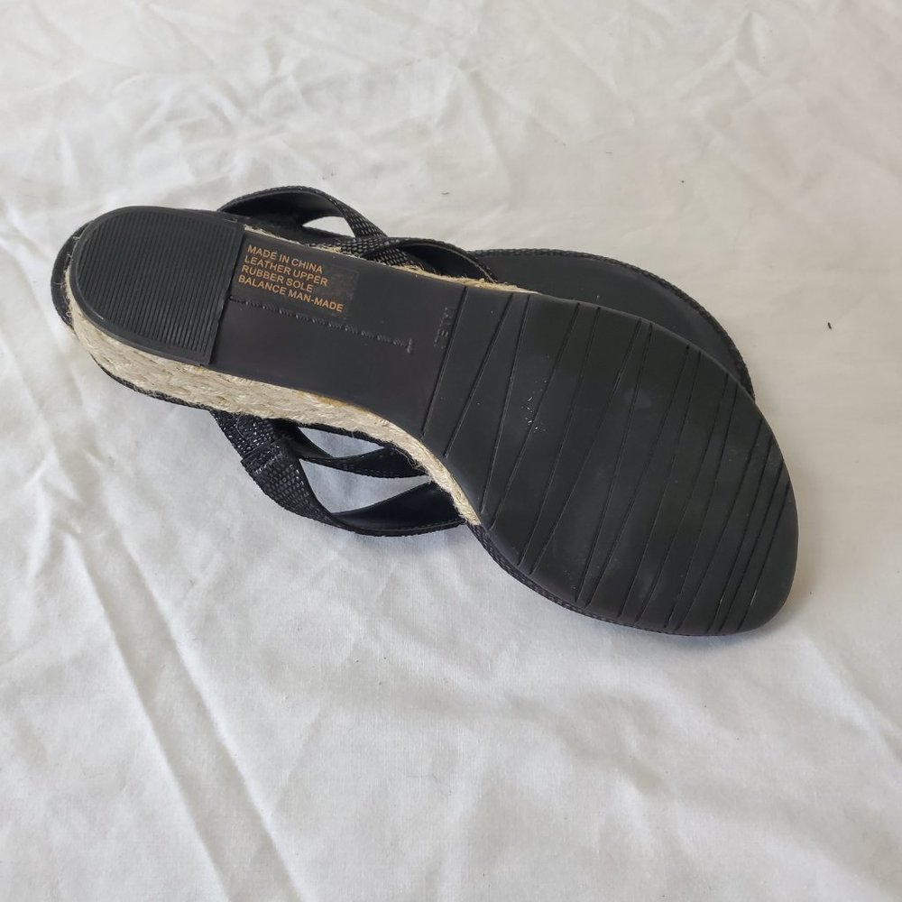 Vaneli Black Wedge Heel Sandals NEW - Picture 5 of 5